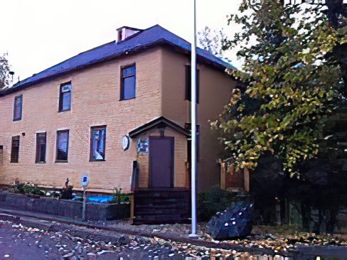 pioneer school house
